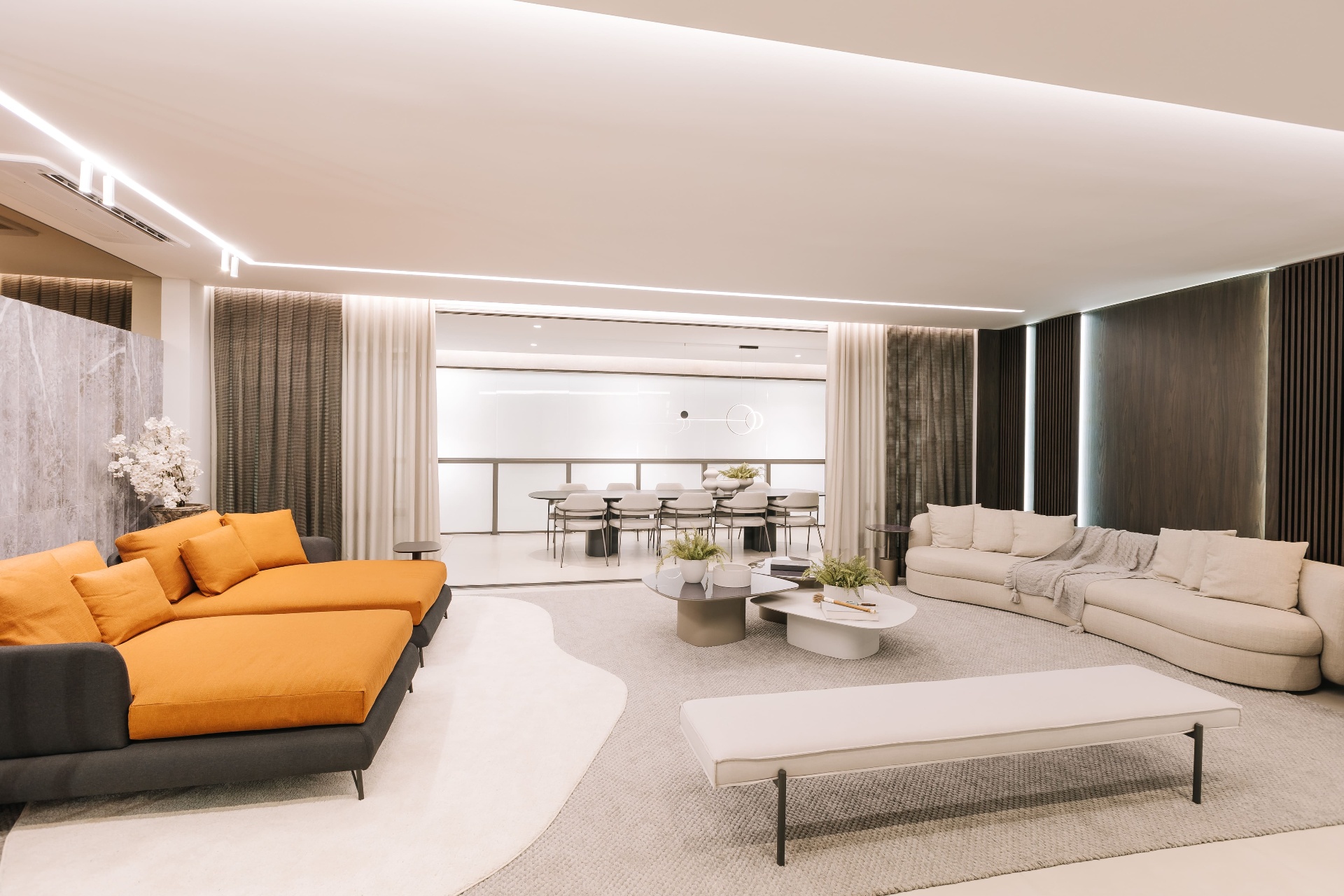 Living amplo do decorado 253m²